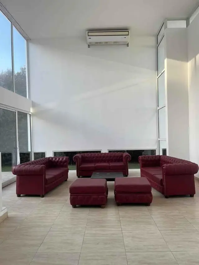 Casa de 3 ambientes en venta en Jorge Newbery