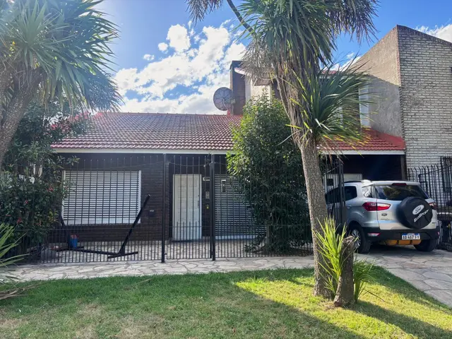 Casa de 4 ambientes en venta en Constitución