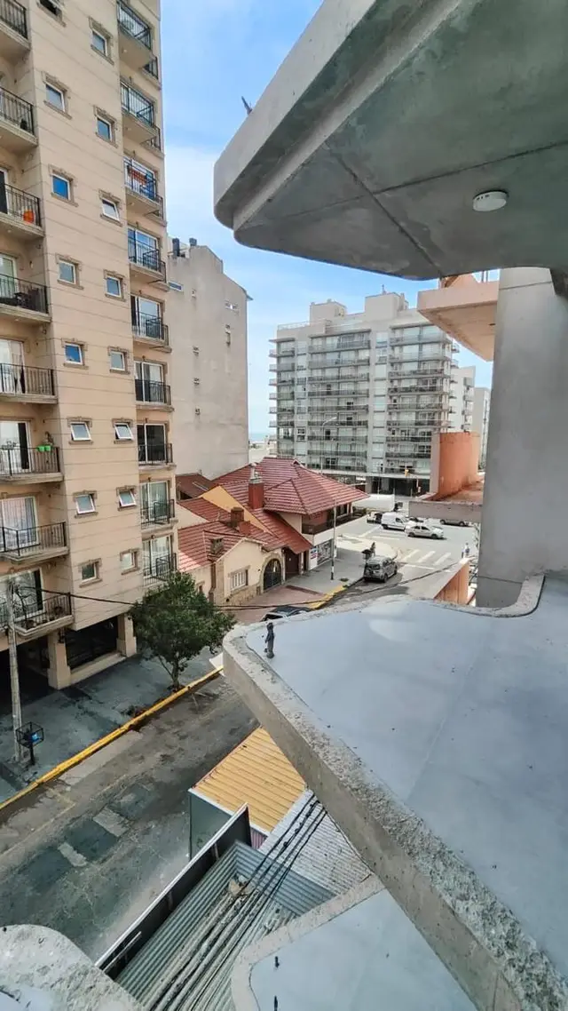 Departamento de 3 ambientes en venta en LA PERLA
