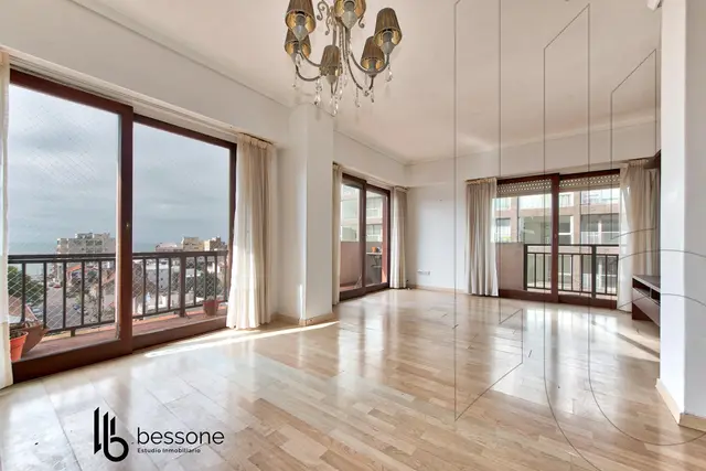 Departamento de 4 ambientes en venta en LA PERLA