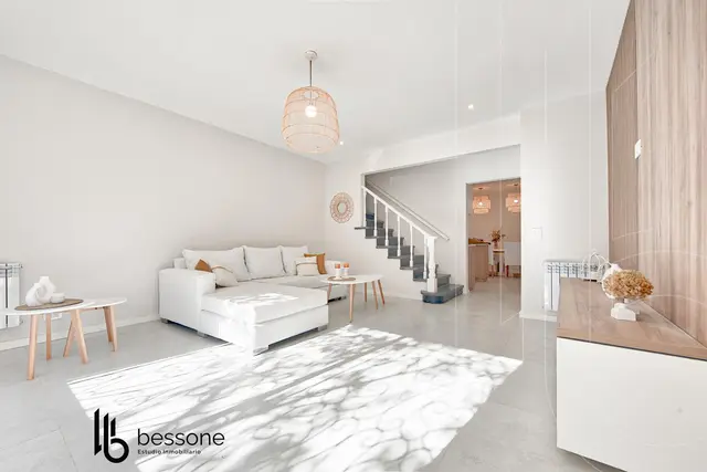 PH de 4 ambientes en venta en Güemes