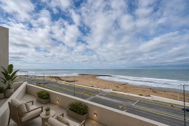 Departamento de 3 ambientes en venta en CONSTITUCION