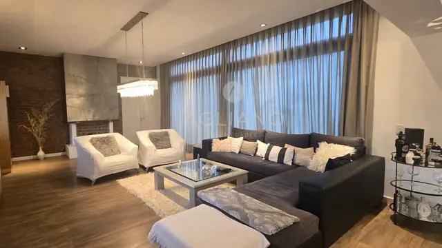 Casa de 3 ambientes en venta en Jorge Newbery