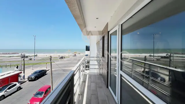 Departamento de 1 ambiente en venta en PARQUE LURO