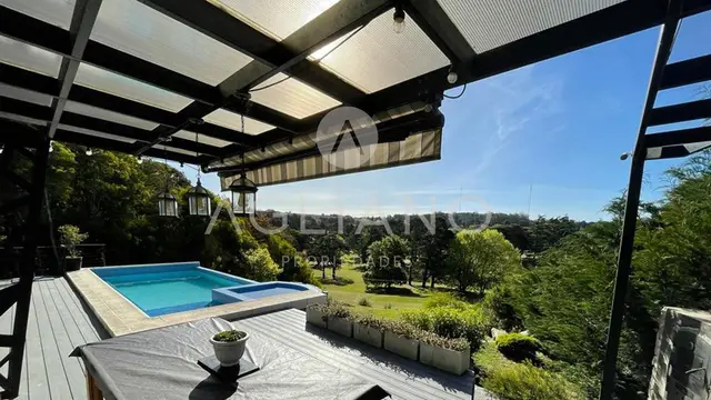 Casa de 3 ambientes en venta en ROLDAN BELISARIO