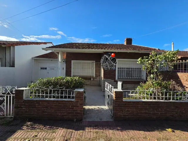 Casa de 2 ambientes en venta en MALVINAS ARGENTINAS