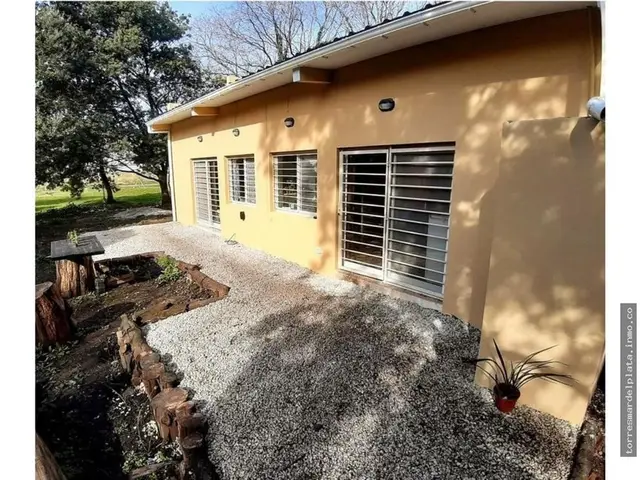 Casa de 3 ambientes en venta en PLAZA PERALTA RAMOS