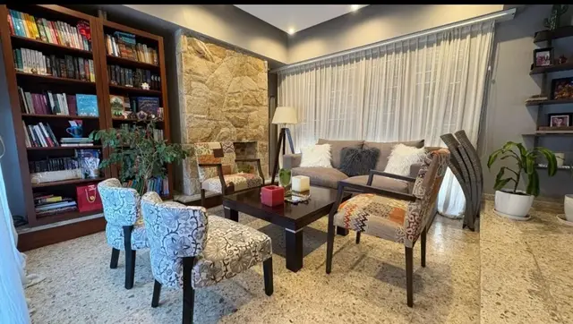 Casa de 6 ambientes en venta en PARQUE LURO