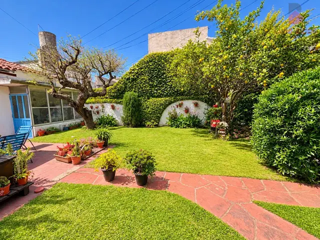 Casa de 3 ambientes en venta en ESTACION NORTE