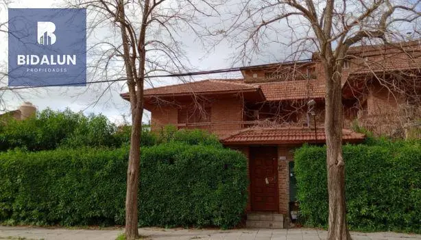 PH de 5 ambientes en venta en Don Bosco