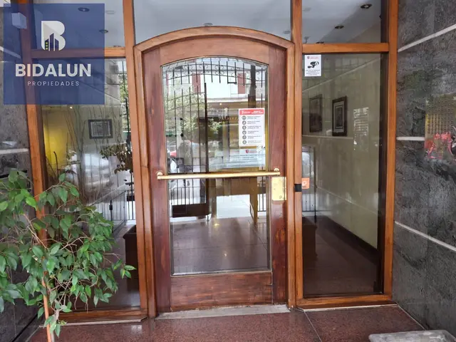 Departamento de 2 ambientes en venta en Área Centro
