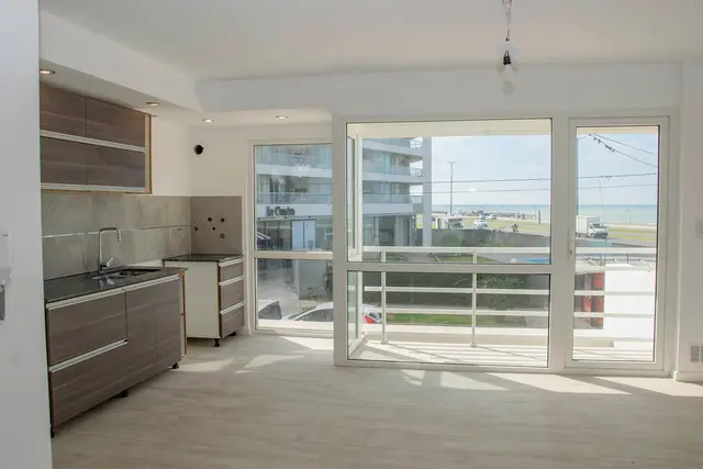 Departamento de 2 ambientes en venta en PARQUE LURO
