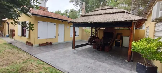 Casa de 5 ambientes en venta en Centro