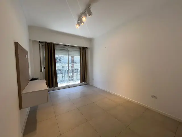 Departamento de 2 ambientes en alquiler en Centro