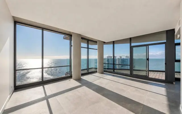Departamento de 3 ambientes en venta en Varese