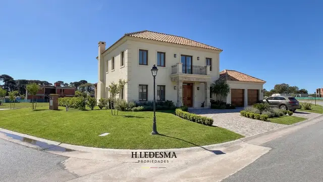 Terreno en venta en NUEVO GOLF