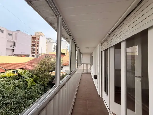 Departamento de 3 ambientes en venta en LA PERLA