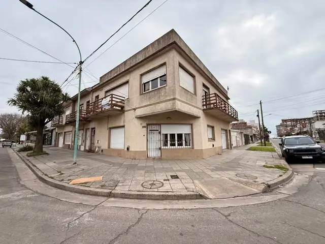 PH de 3 ambientes en venta en Parque Luro