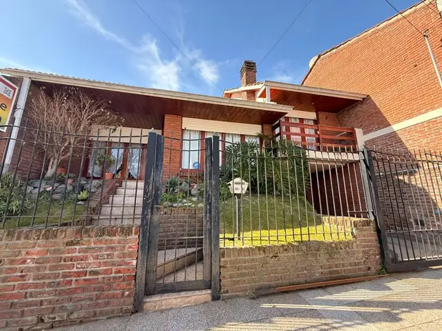 Casa de 4 ambientes en venta en San José