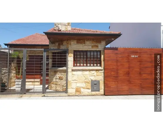 Casa de 2 ambientes en venta en PERALTA RAMOS OESTE