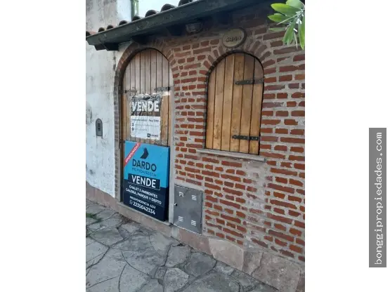 Casa de 3 ambientes en venta en LAS AVENIDAS