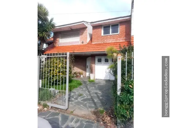Casa de 5 ambientes en venta en CONSTITUCION
