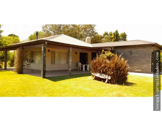 Casa de 2 ambientes en venta en Sierra de los Padres