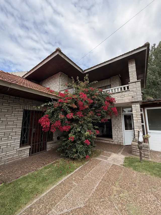 Casa de 5 ambientes en venta en CONSTITUCION
