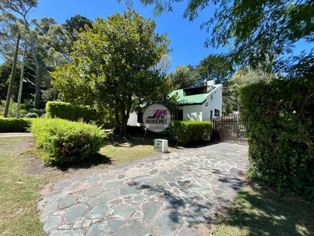 Casa de 3 ambientes en alquiler en Mar del Plata
