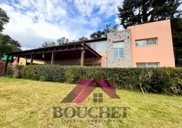 Casa de 5 ambientes en venta en Mar del Plata
