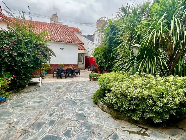 Casa de 3 ambientes en venta en PARQUE LURO