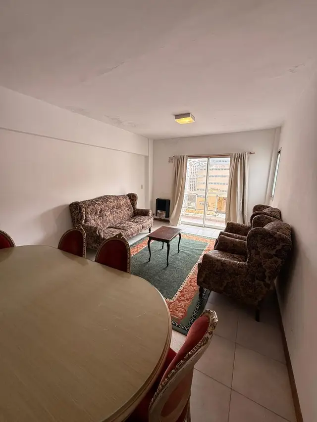 Departamento de 4 ambientes en alquiler en Centro