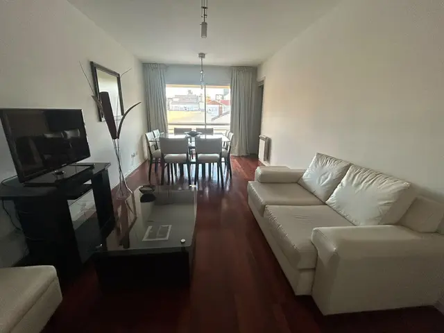 Departamento de 3 ambientes en venta en LOS TRONCOS
