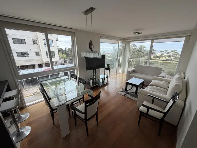 Departamento de 2 ambientes en venta en Playa Grande