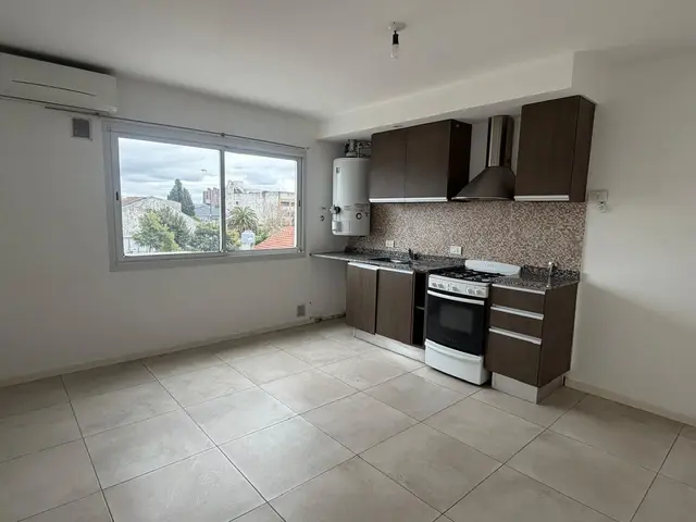 Departamento de 2 ambientes en venta en VILLA PRIMERA