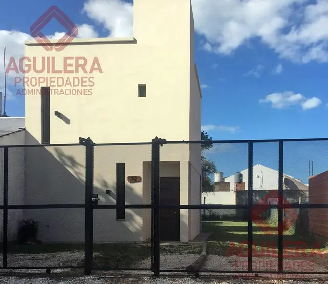 Casa de 3 ambientes en venta en FARO NORTE