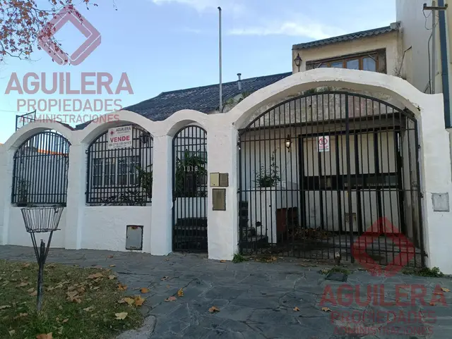 Casa de 4 ambientes en venta en ESTACION NORTE