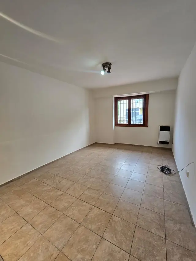 Departamento de 2 ambientes en alquiler en SARMIENTO DOMINGO FAUSTINO