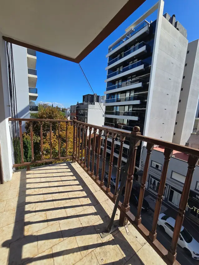 Departamento de 3 ambientes en venta en ESTACION TERMINAL (ALDREY)