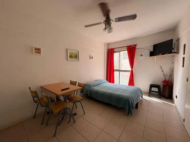 Departamento de 1 ambiente en alquiler en Centro