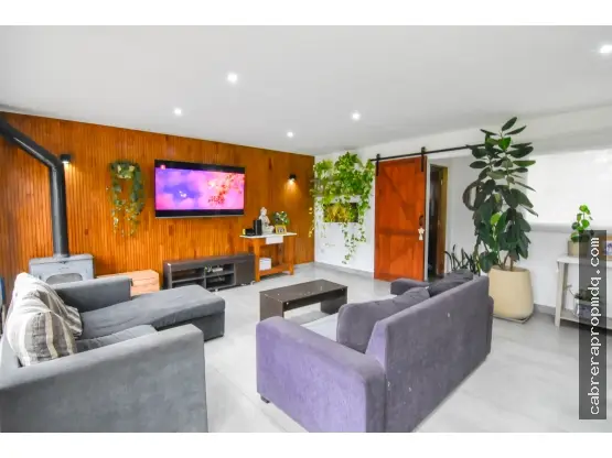 Casa de 5 ambientes en venta en LOS ACANTILADOS