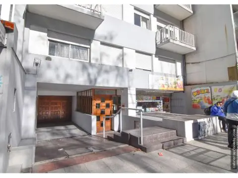 Departamento de 3 ambientes en venta en Centro