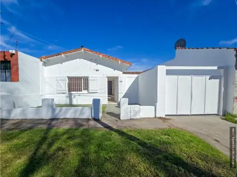 Casa de 3 ambientes en venta en Las Avenidas