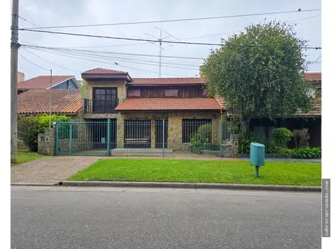 Departamento de 5 ambientes en venta en Las Avenidas