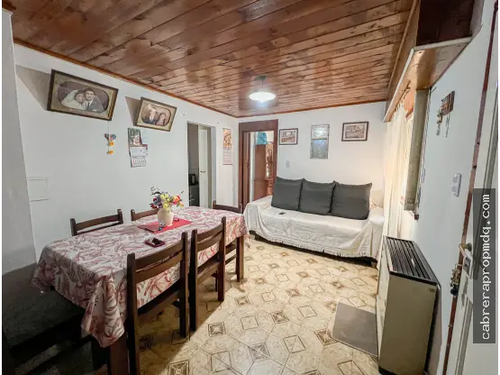 Casa de 3 ambientes en venta en CERRITO SUR