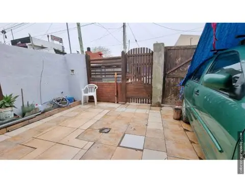 Casa de 3 ambientes en venta en VIRGEN DE LUJAN