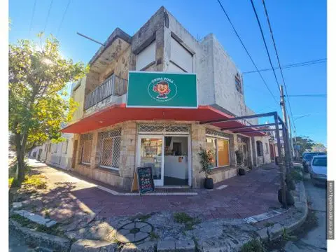 Departamento de 3 ambientes en venta en LAS AVENIDAS