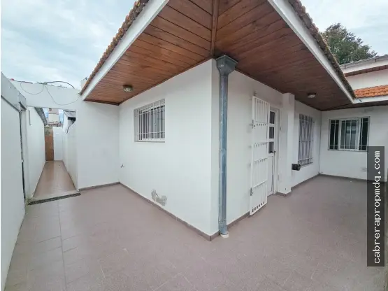 Casa de 1 ambiente en alquiler en LAS AVENIDAS