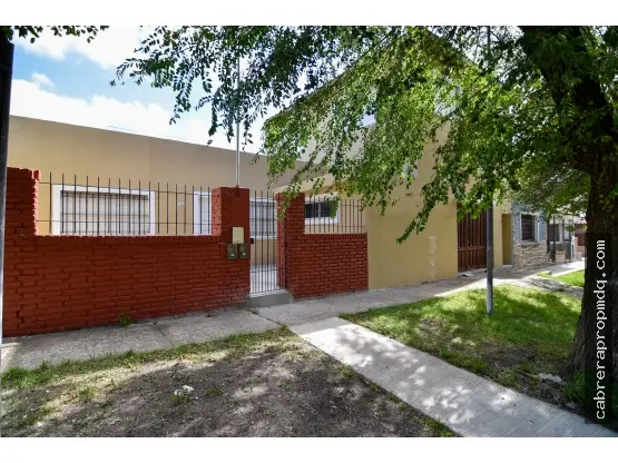 Casa de 4 ambientes en venta en SAN CARLOS