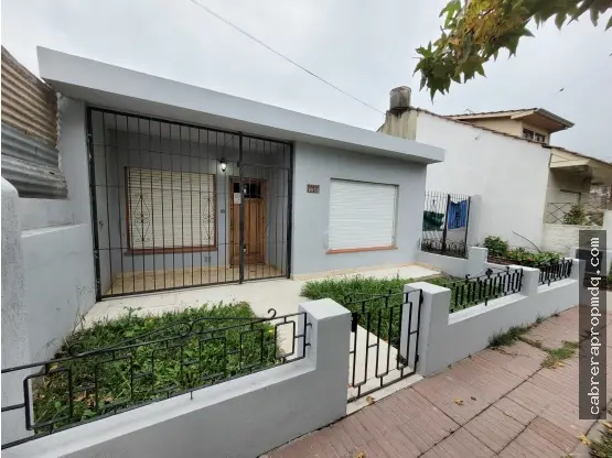 Casa de 3 ambientes en venta en JUAN GREGORIO DE LAS HERAS